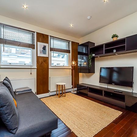 לונדון Pass The Keys West End Apartment Near Tottenham Court Road מראה חיצוני תמונה