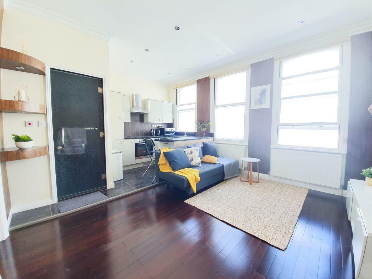 לונדון Pass The Keys West End Apartment Near Tottenham Court Road מראה חיצוני תמונה