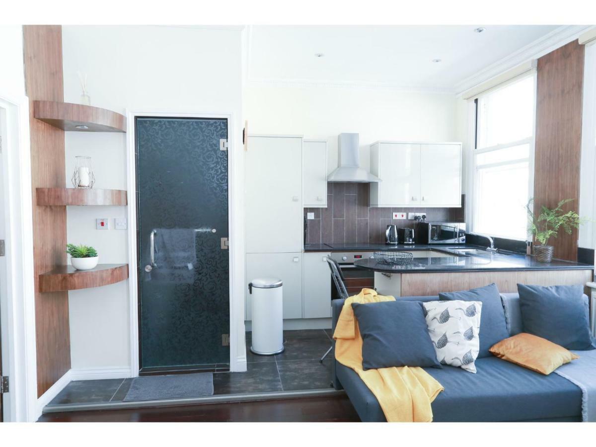 לונדון Pass The Keys West End Apartment Near Tottenham Court Road מראה חיצוני תמונה