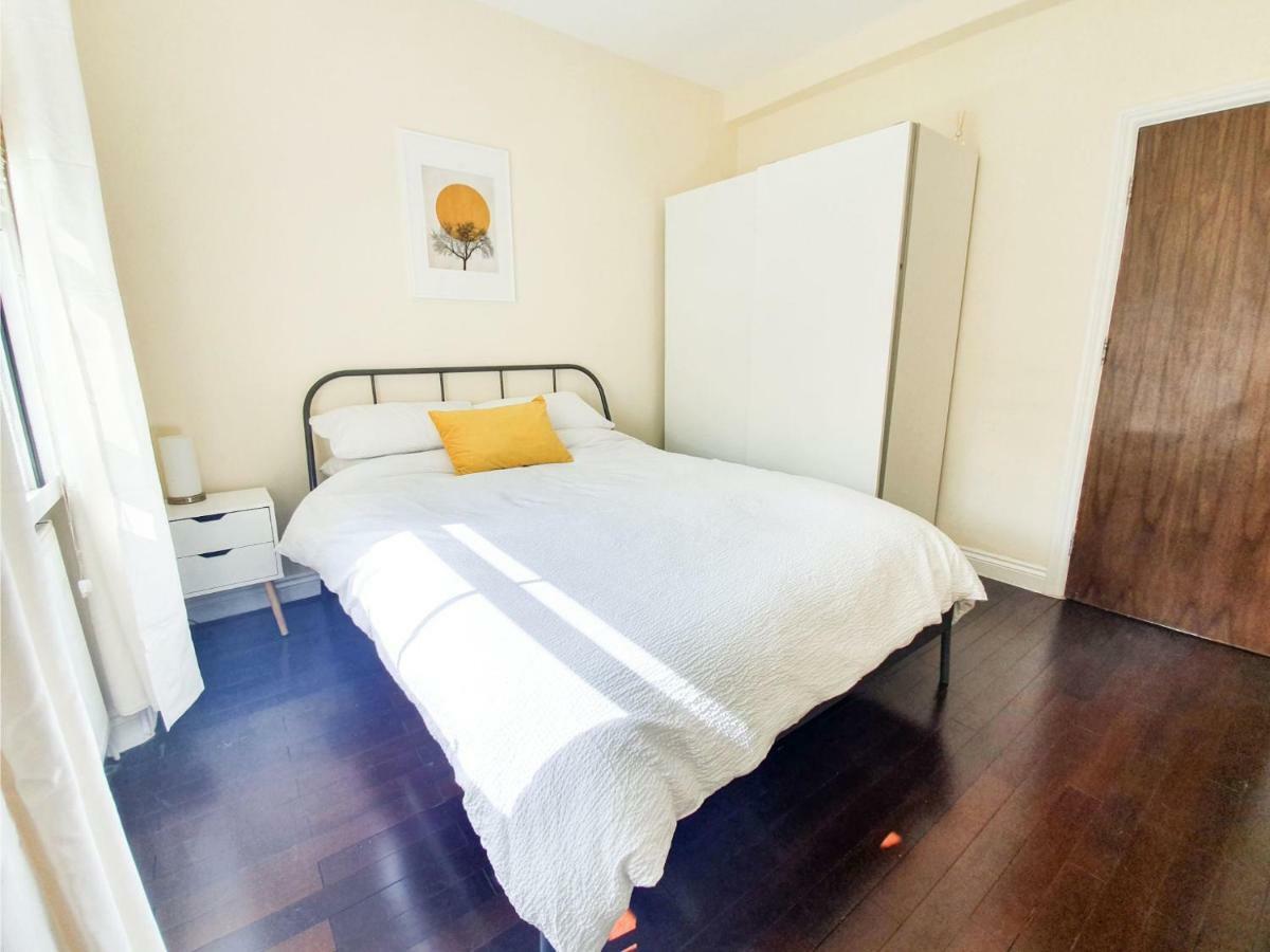 לונדון Pass The Keys West End Apartment Near Tottenham Court Road מראה חיצוני תמונה